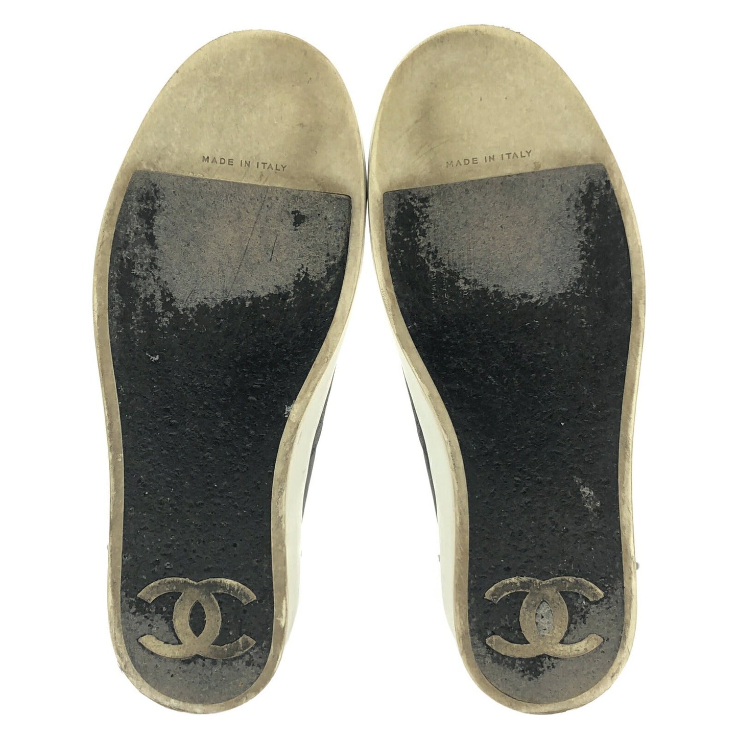 Chanel Slip-on Slip-on Shoes