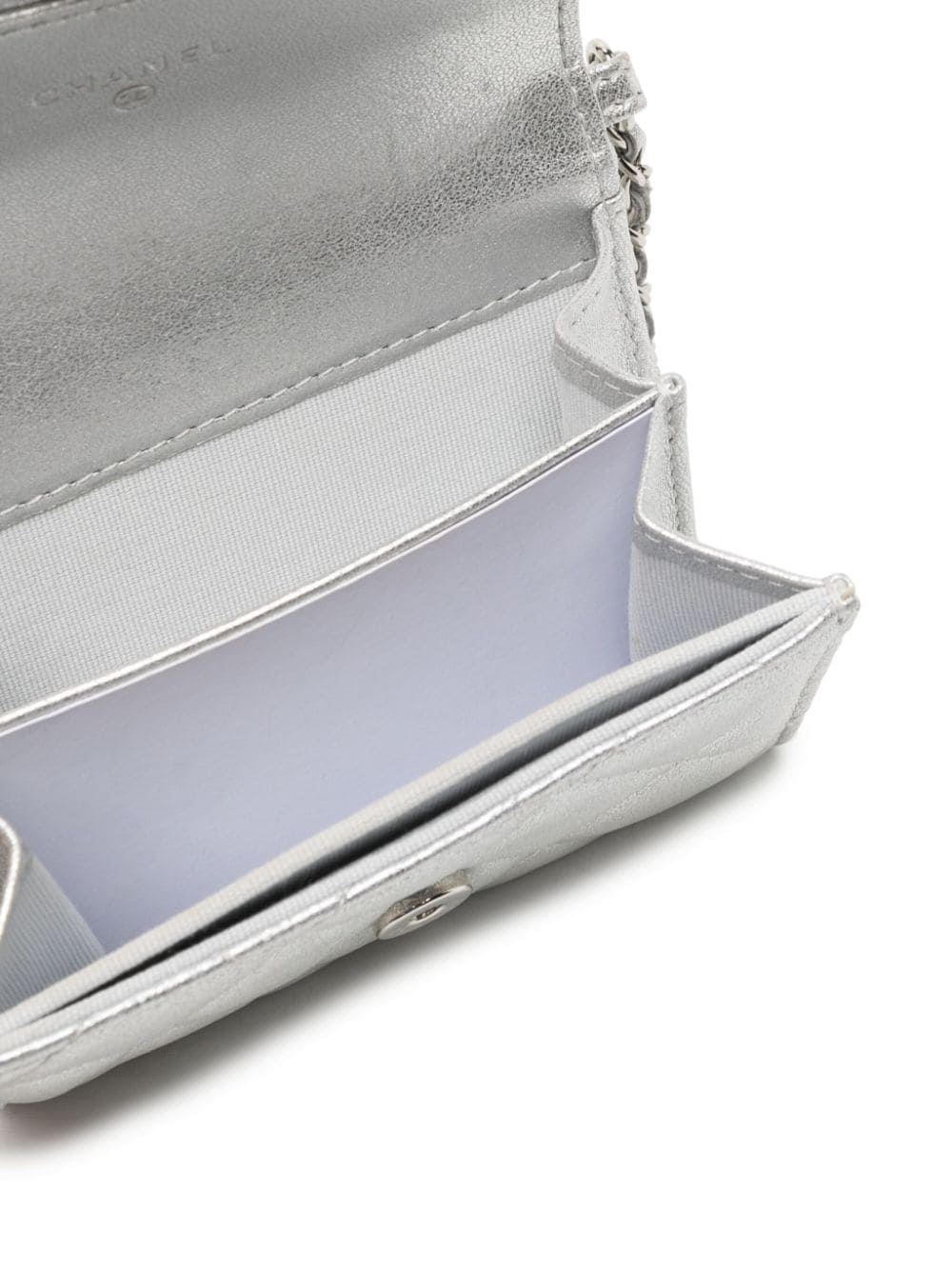 Silver Wallet-On-Chain Bag