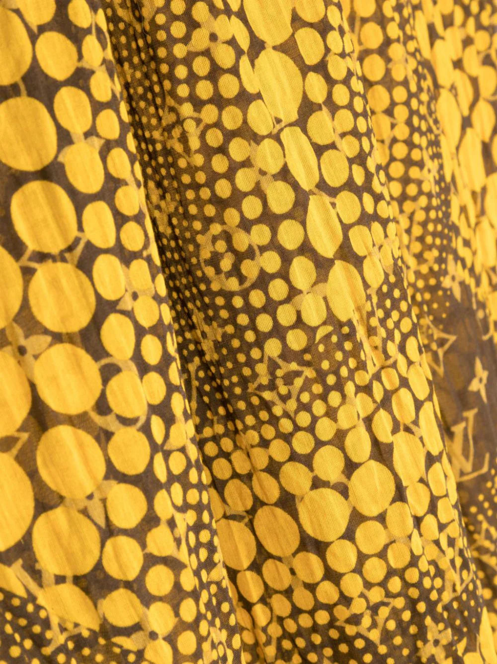 LOUIS VUITTON Yayoi Kusama Polka Dot Scarf