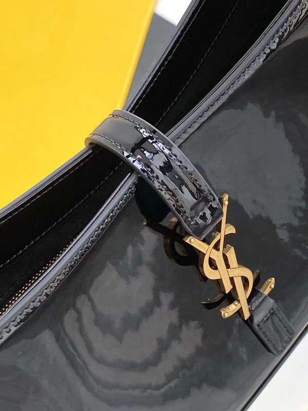 Yves Saint Laurent - Bags - The Wells Bags  482