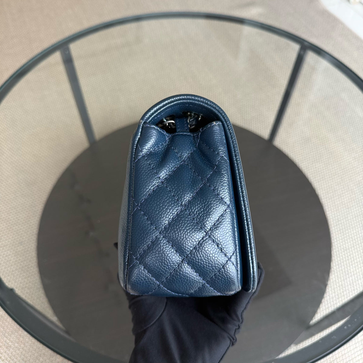 Chanel Seasonal Timeless CC Flap - Caviar 24CM Dark Blue Silver Hardware Series 15