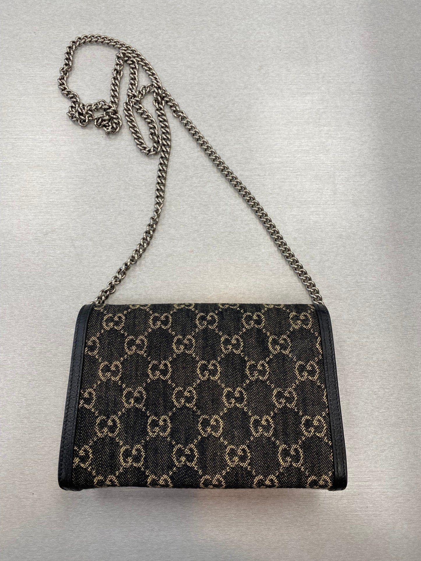 Crossbody Luxury Designer By Gucci  Size: Small