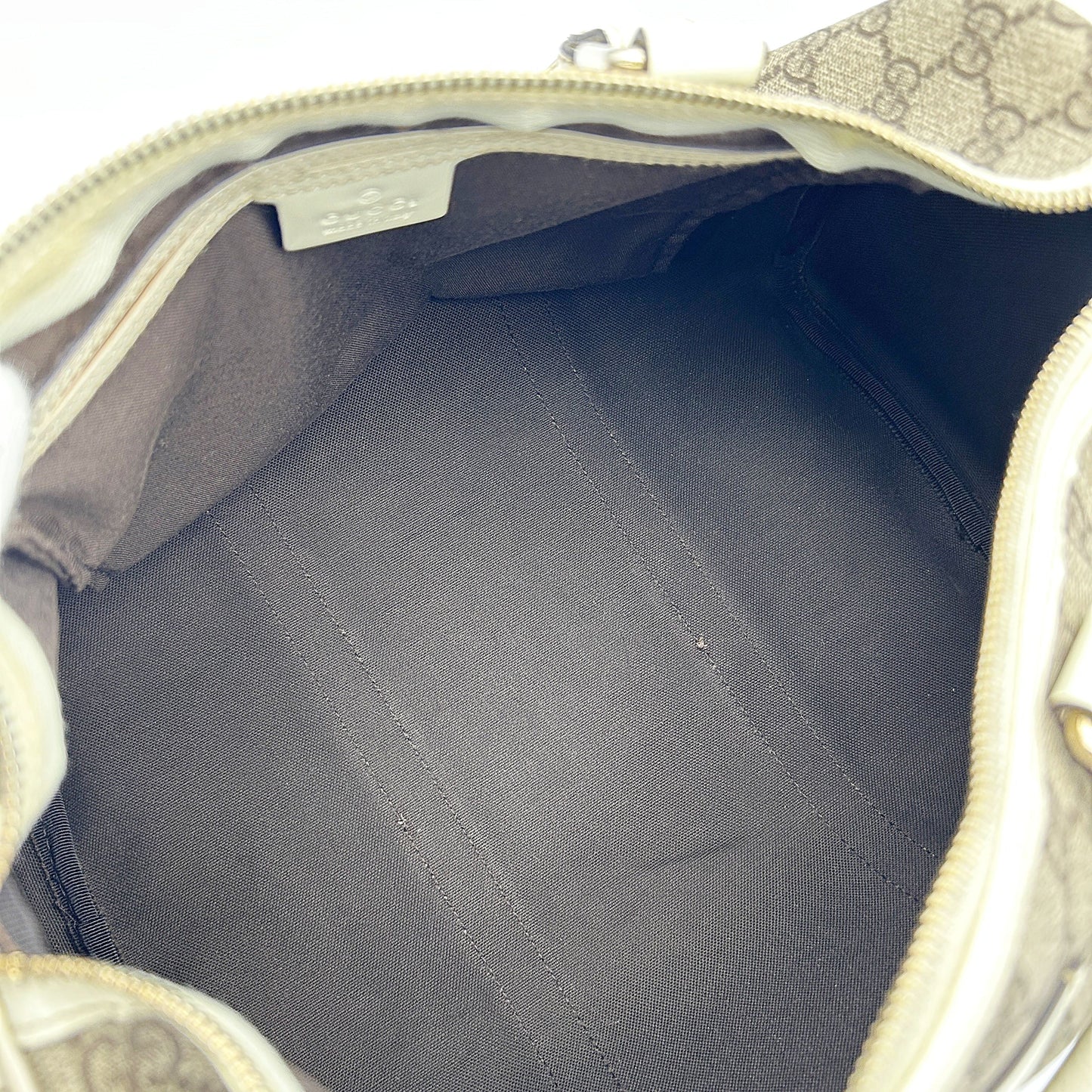 GUCCI GG Plus Monogram Medium Joy Boston Off White BMTRQ