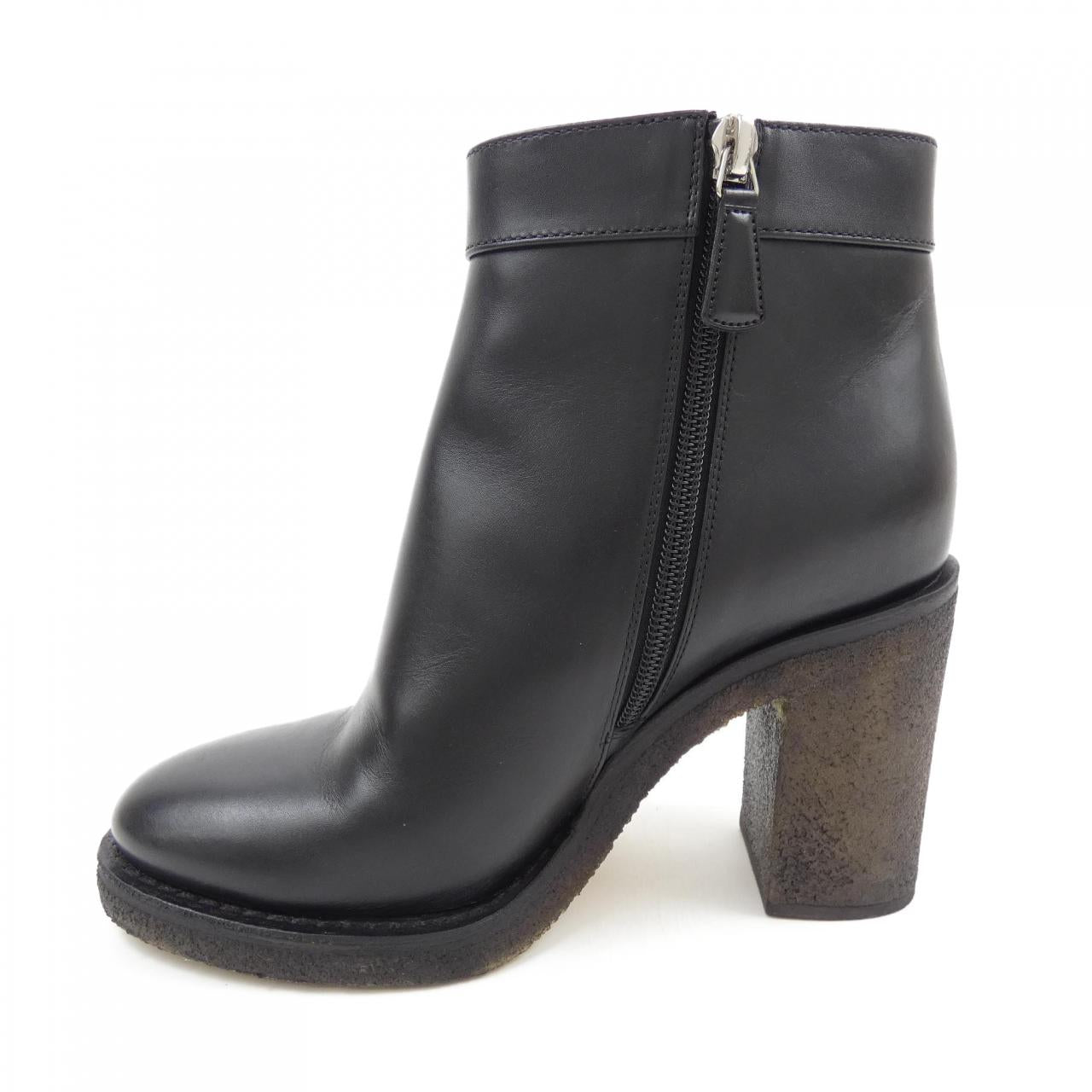 Chanel G31285X47535 Calfskin Boots