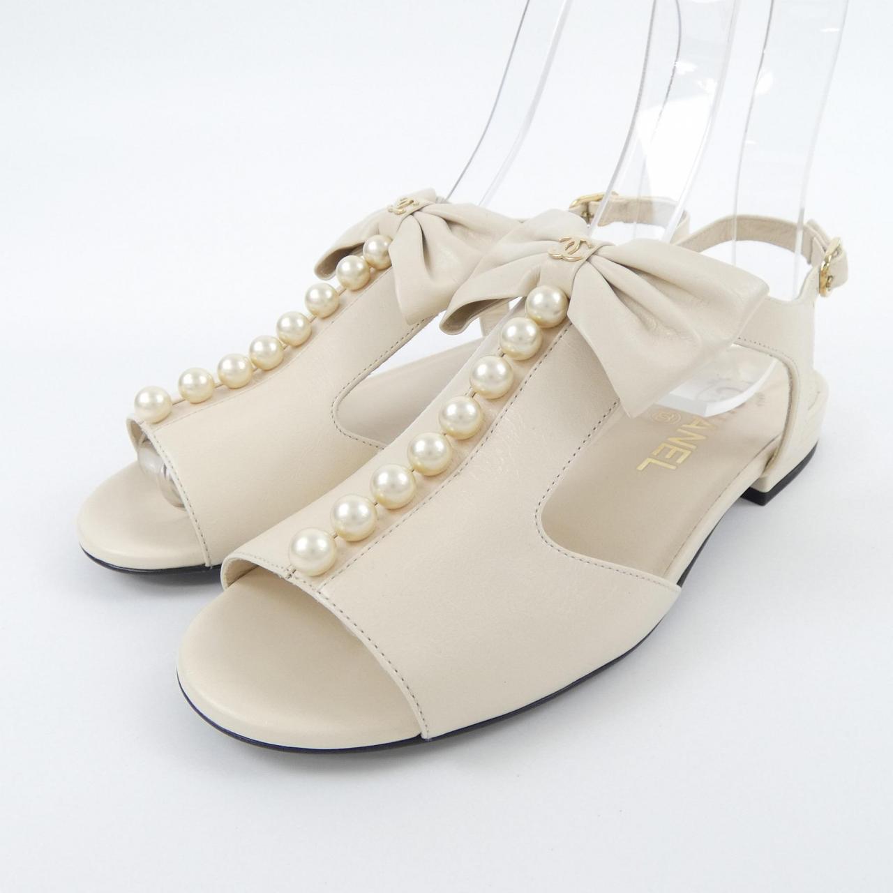 Chanel G37198X56113 Shiny Calfskin Sandals