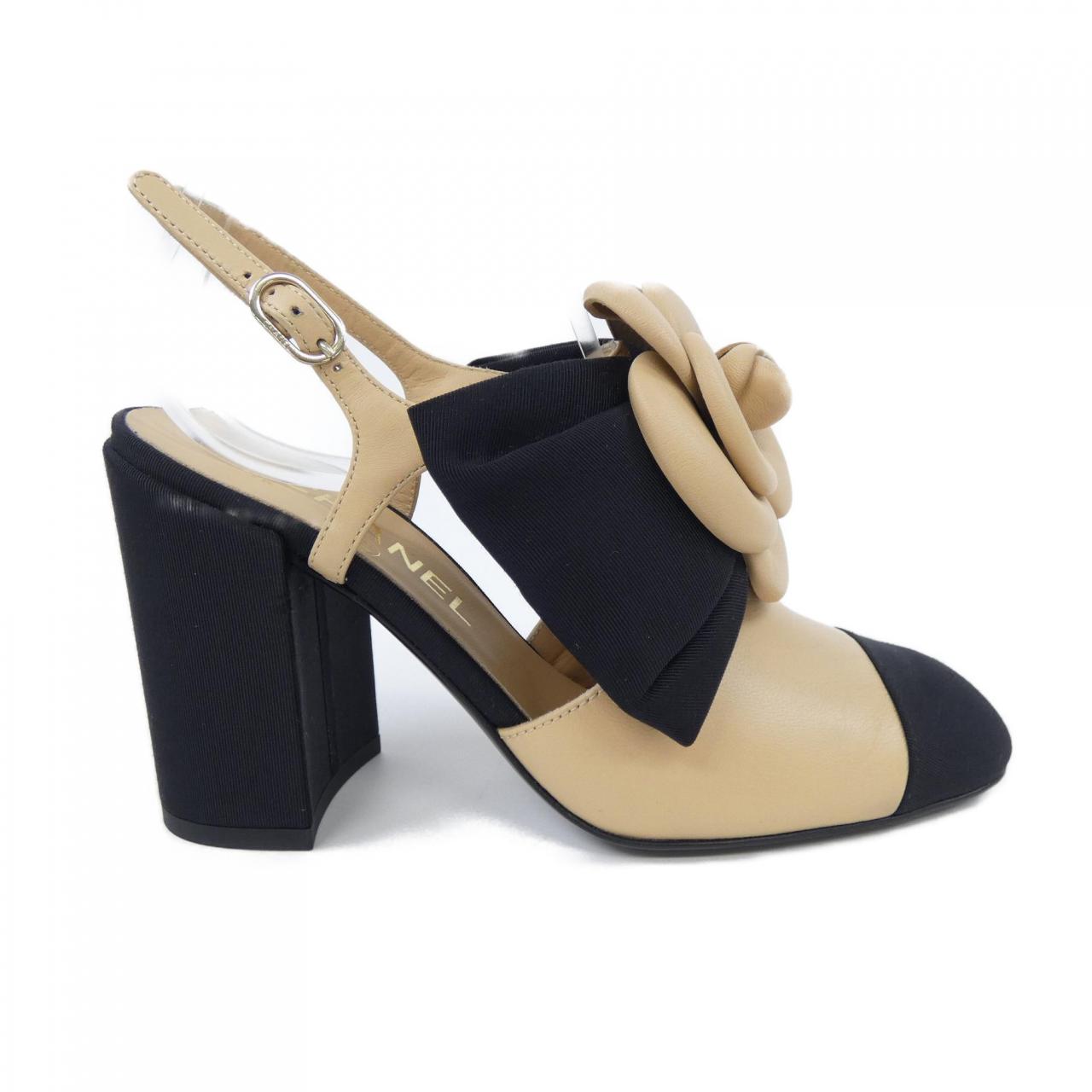 Chanel G45306B14599 Lambskin Pumps