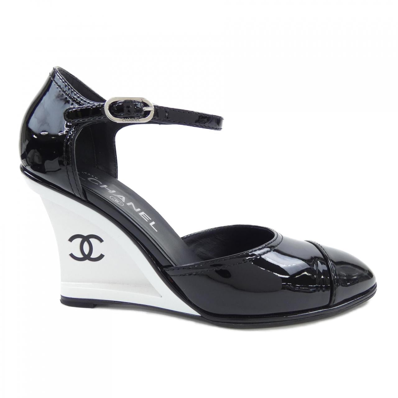 Chanel G37869X56197 Patent Calfskin Shoes