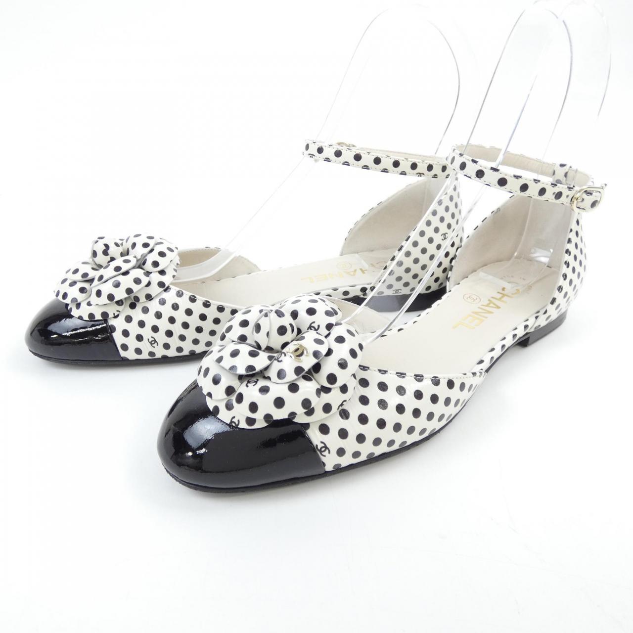 Chanel Mary Jane Calfskin Shoes