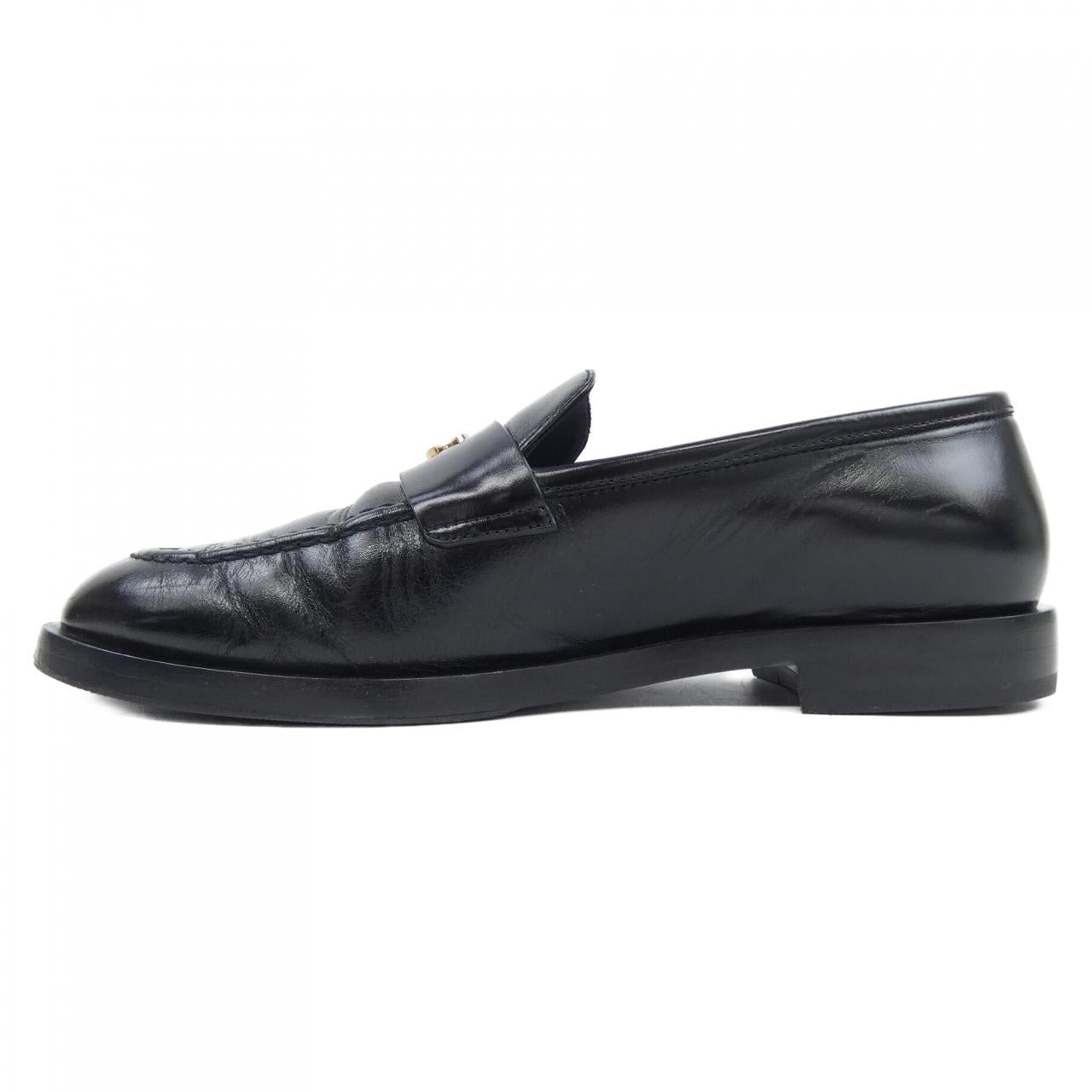 Chanel G45504B15995 Shiny Calfskin Loafers