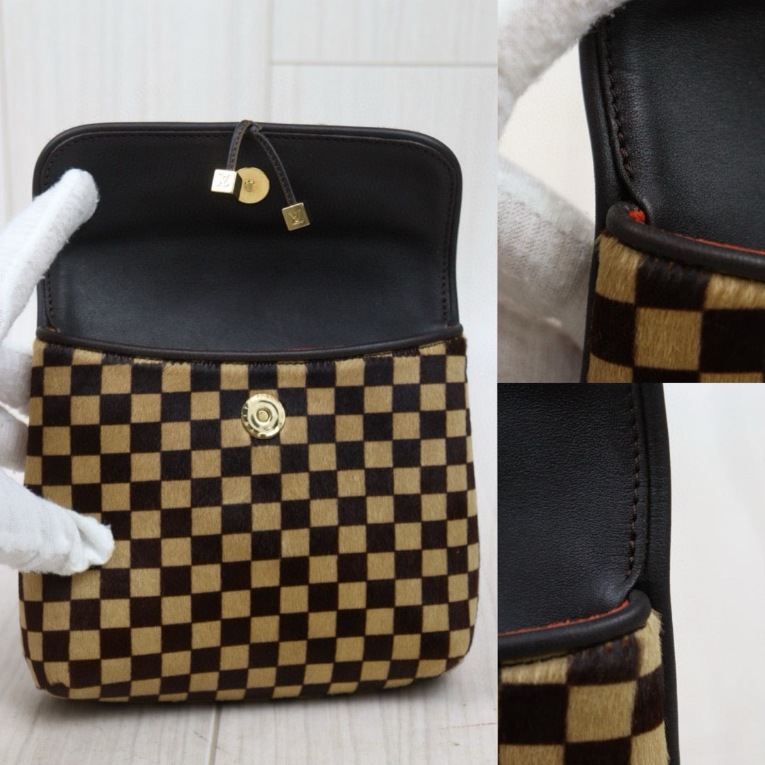Very Good ( Rank A)｜ LV Gazelle Damier Sauvage Halaco Shoulder Bag Brown ｜S25021023