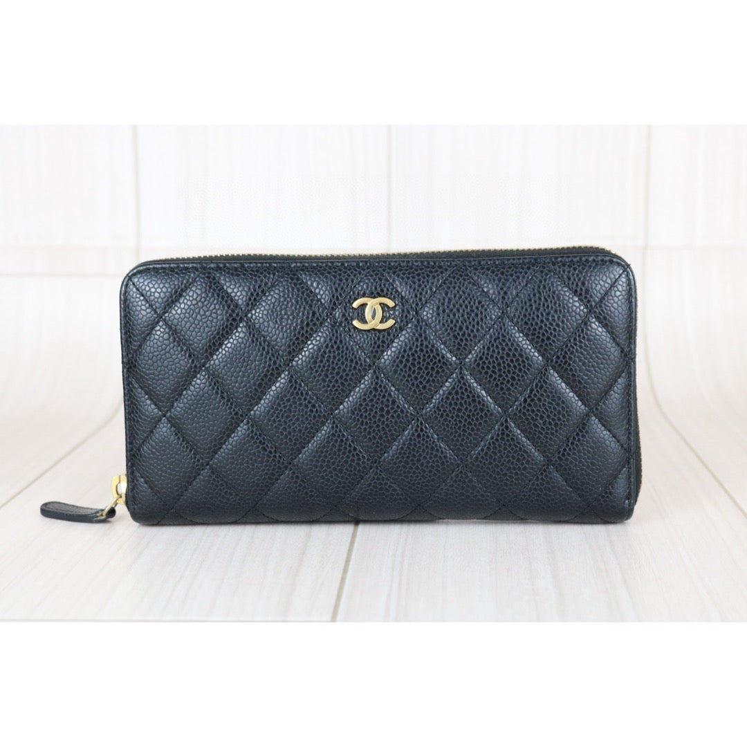 Very Good ( Rank A)｜CHANEL Caviar Skin Black Long Wallet Made In 2015 - 2016 Year｜X25040303