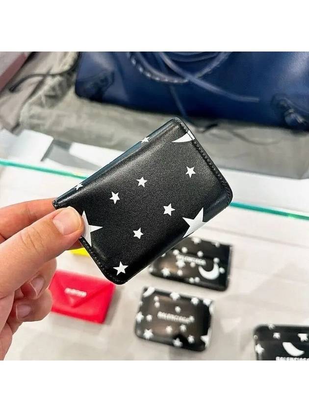 Luxury Balenciaga  Star Logo Print Tri-Fold Half Wallet Black