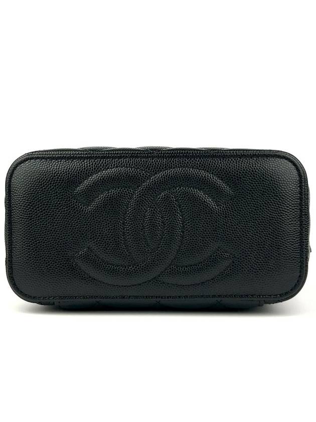 Classic Cosmetic Case Small Grained Calfskin Cross Bag Black Chanel