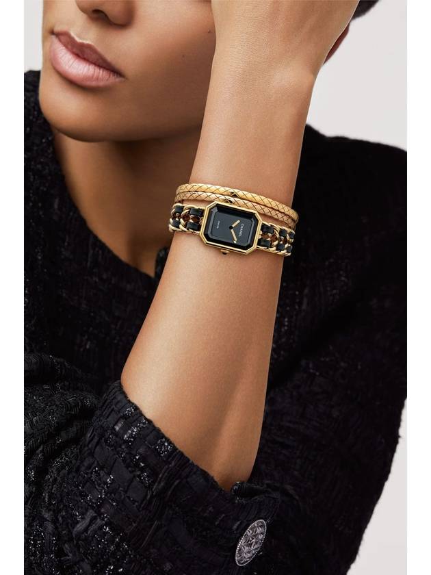 Coco Crush Quilted Motif Mini Bangle Bracelet Gold Chanel