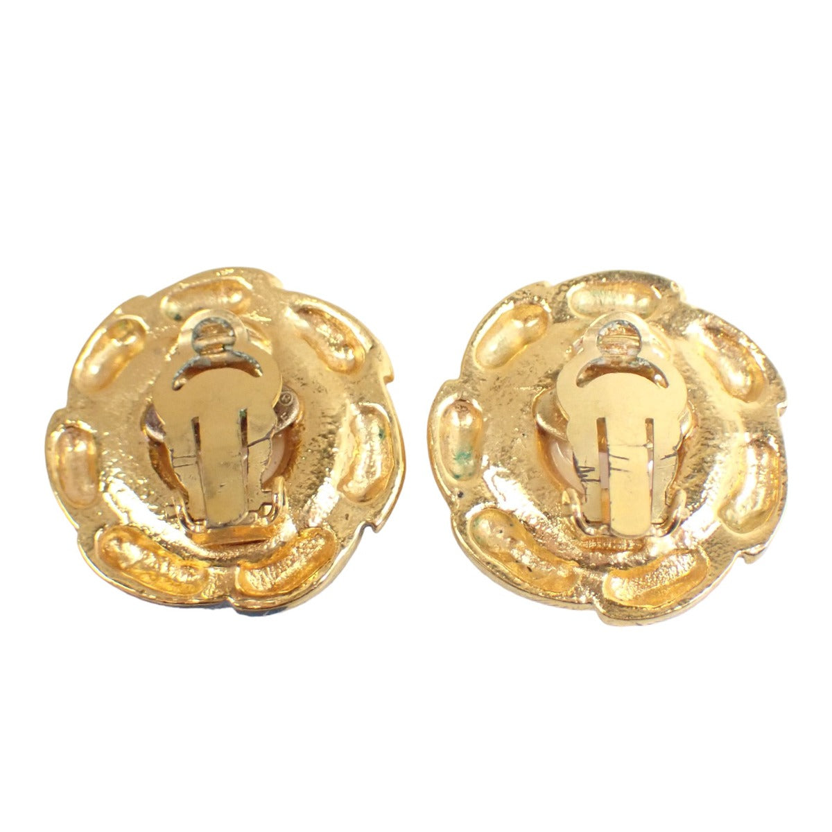 CHANEL Earring Gold Plated, Fake Pearl gold With beans, without rubber Gold Plated 93P Women Used