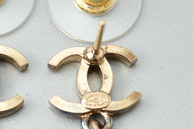 Chanel Swing Earrings Sphinx Dress Pearl Motif Gold