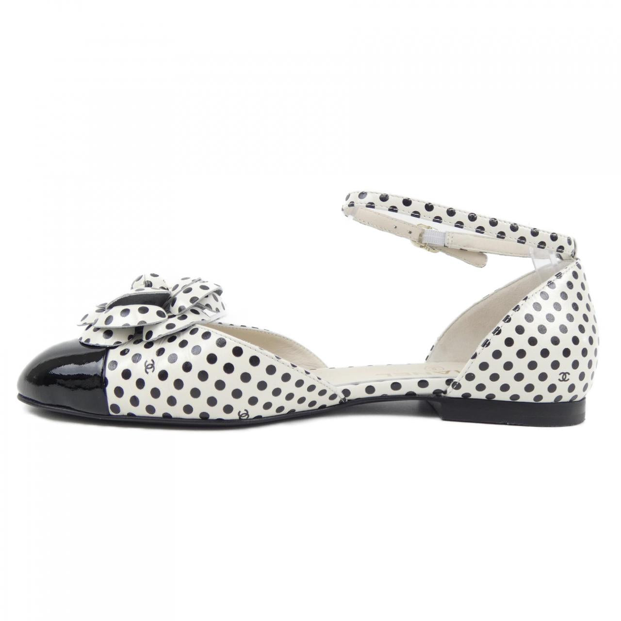 Chanel G45497B15869 Calfskin Patent Calfskin Shoes