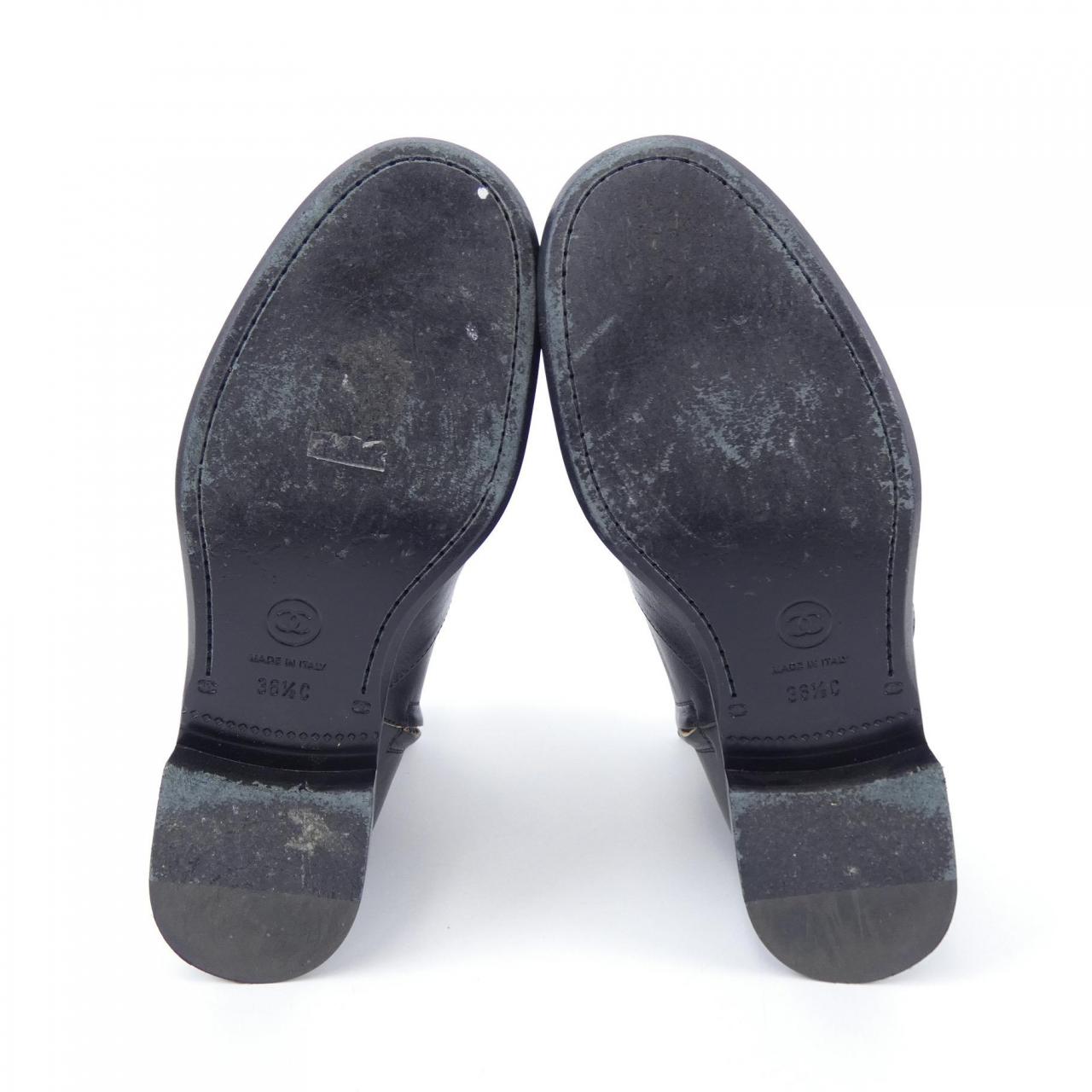 Chanel G38076X56862 Calfskin Boots