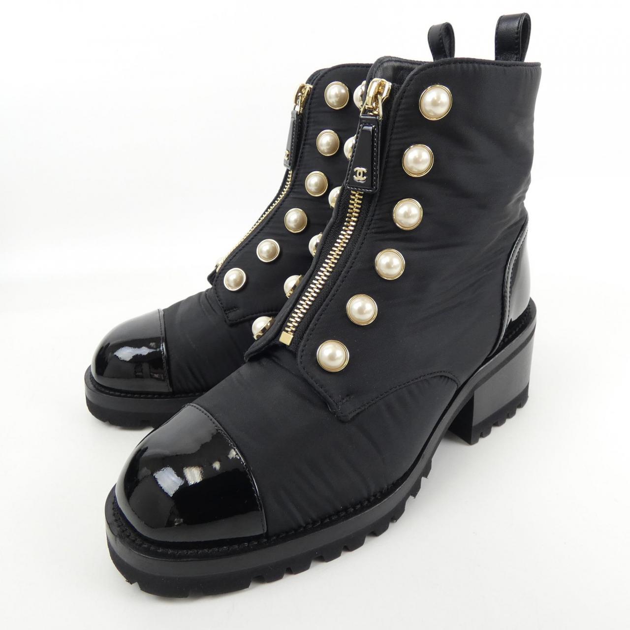 Chanel G45183B13923 Fabric Patent Calfskin Imitation Pearl Boots