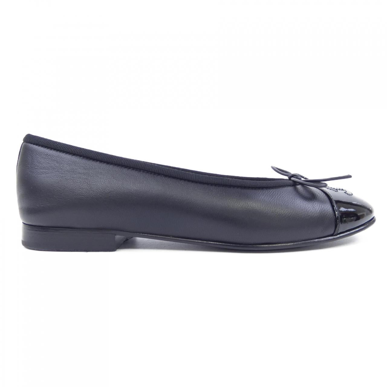 Chanel Lambskin Patent Calfskin Flat Shoes