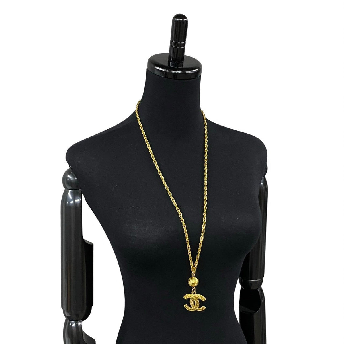 CHANEL Necklace Gold Plated gold
