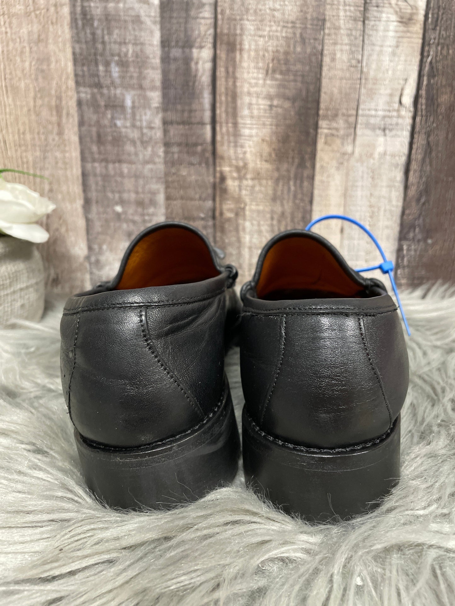 Black Shoes Luxury Designer Gucci, Size 8