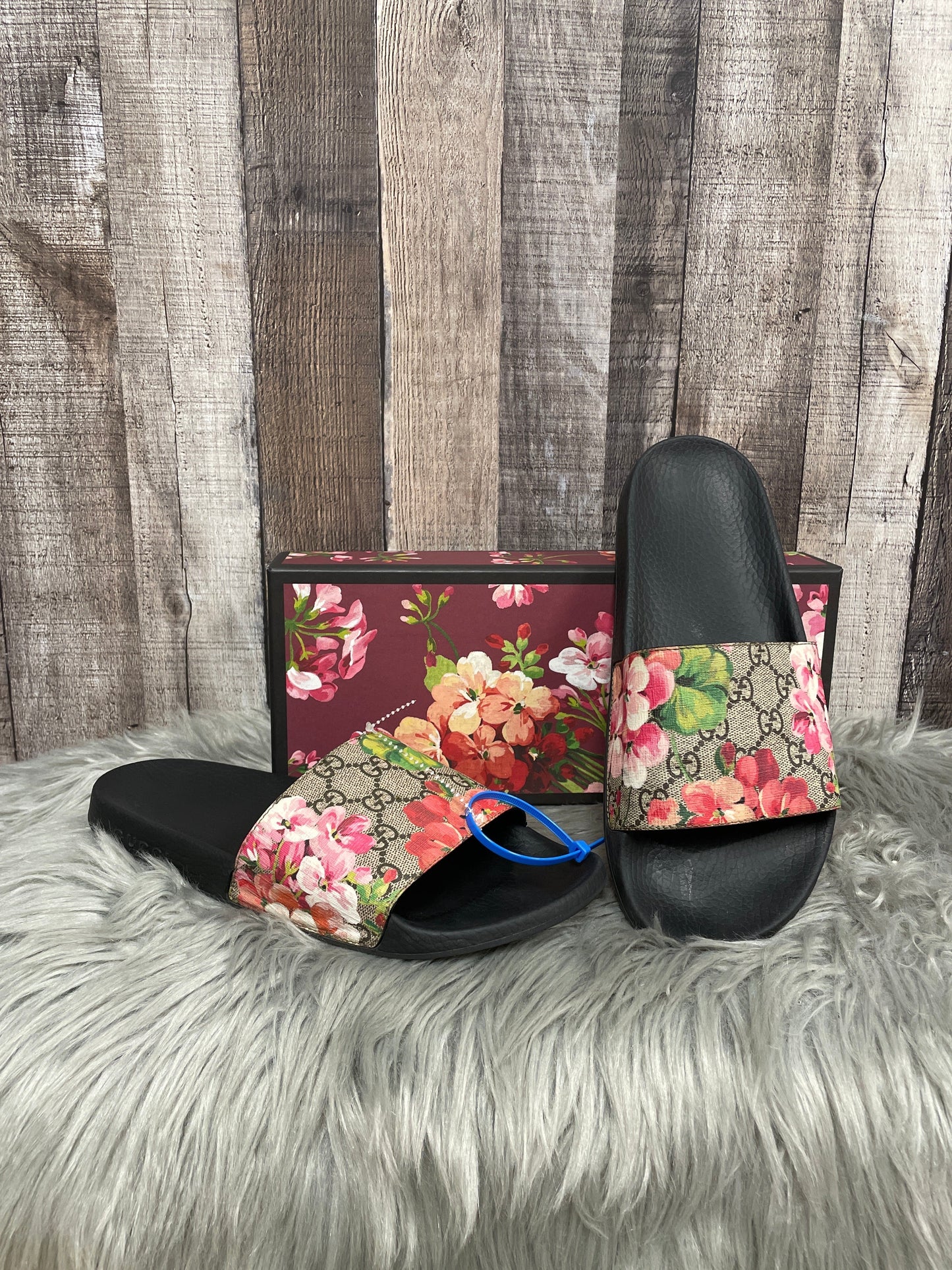 Floral Print Sandals Designer Gucci, Size 10 (41)