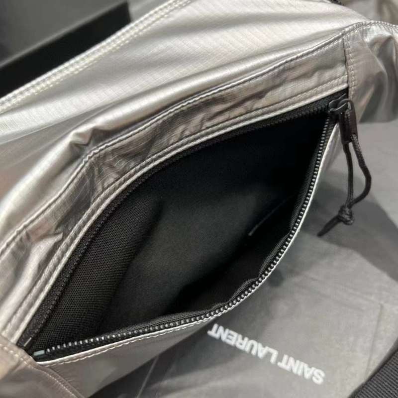 Yves Saint Laurent - Bags - The Wells Bags  508