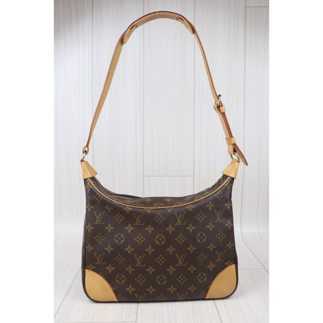 Good ( Rank AB)｜LV Monogram Boulogne 30 Shoulder Bag ｜V24071506