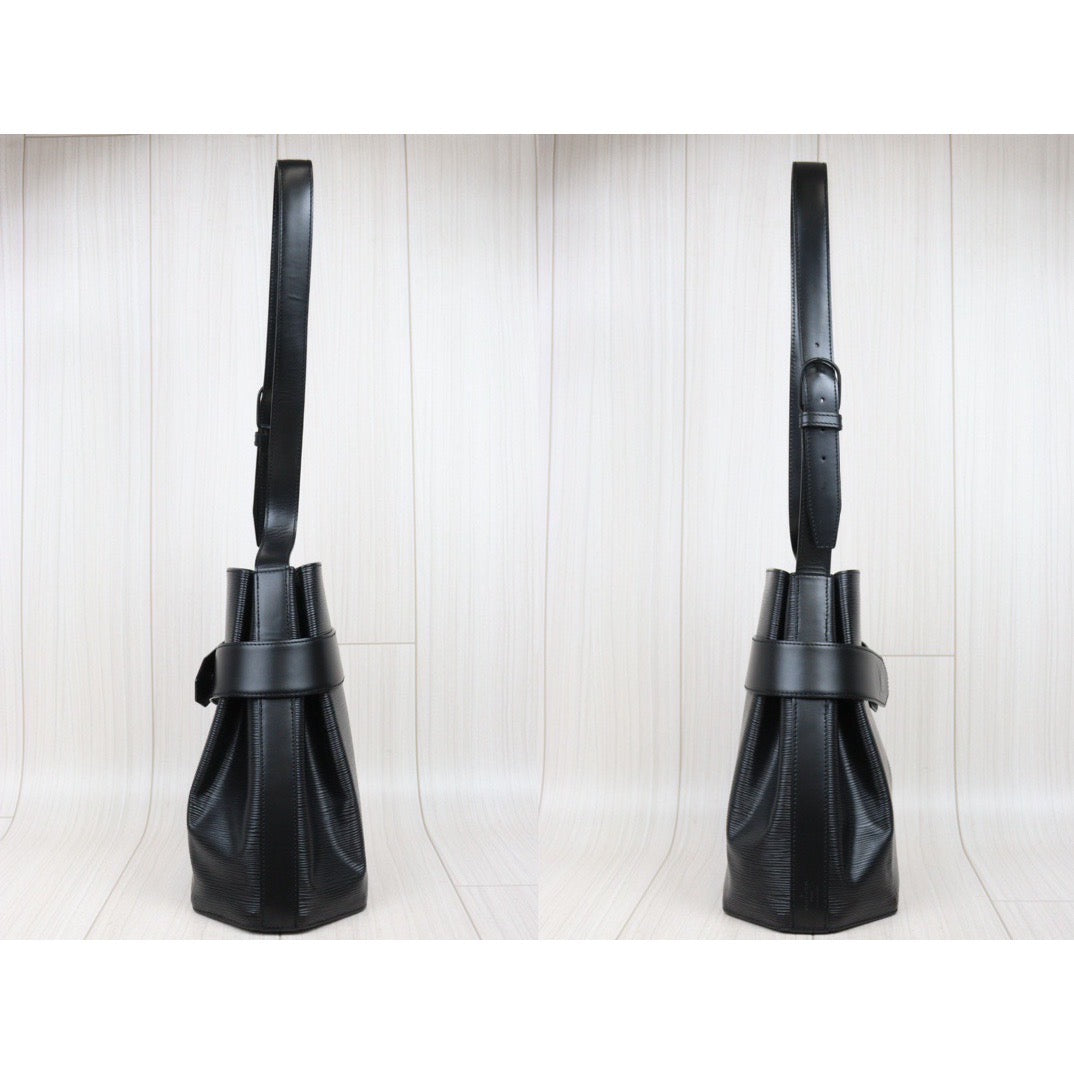 Rank A ｜ LV Epi Sack de Paul Shoulder Bag｜24041112