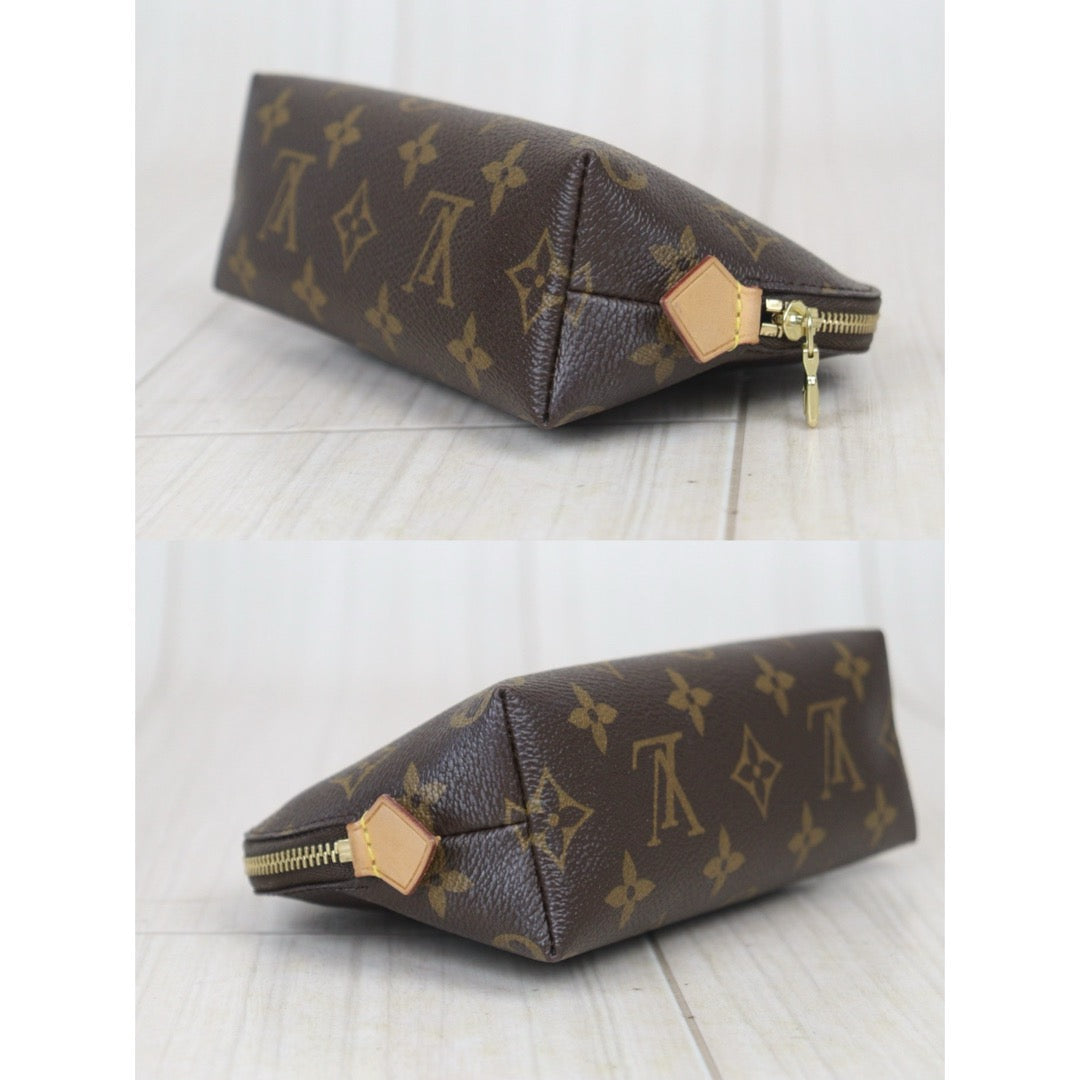 Very Good ( Rank A) ｜ LV Monogram Cosmetic Pouch｜24091904
