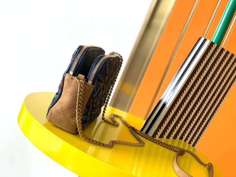 Yves Saint Laurent - Bags - The Wells Bags  203