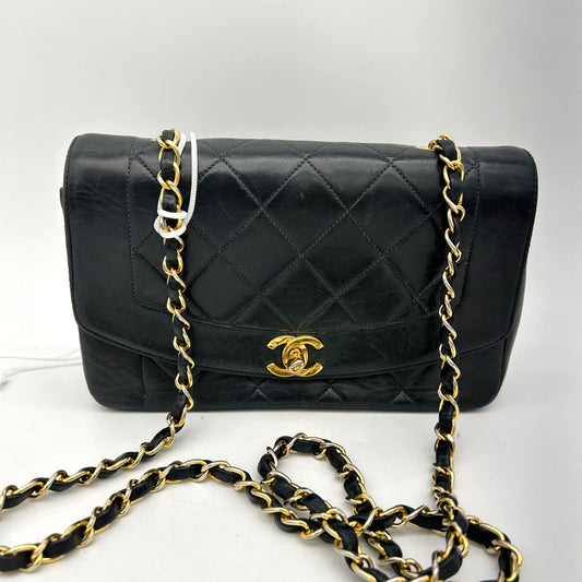 Chanel Diana Flap Chain Shoulder Bag Black Quilted Lambskin Purse LA26418