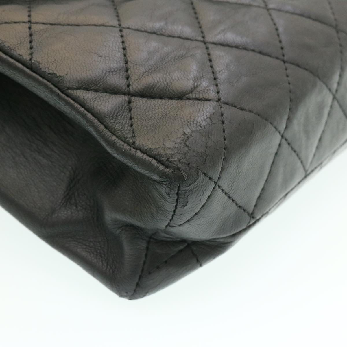 Top Quality Chanel Lamb Skin Matelasse Chain Shoulder Bag Black CC Auth 25810A