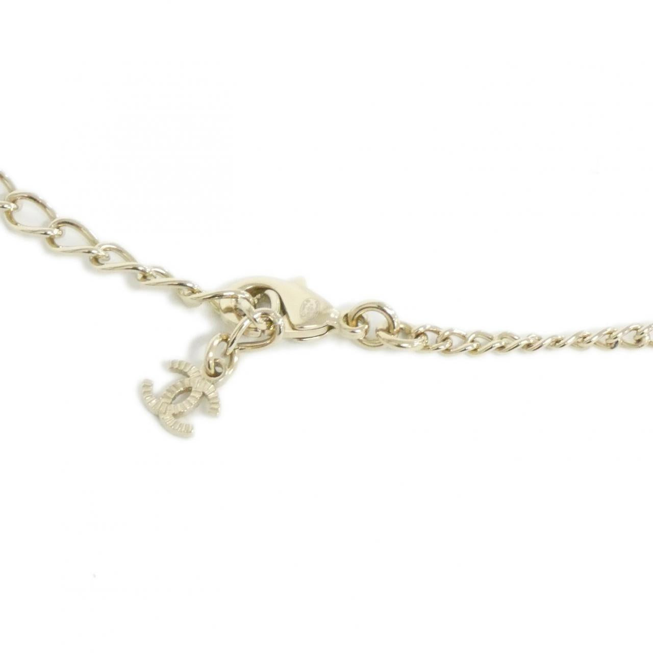 Chanel ABG336 Calf Necklace
