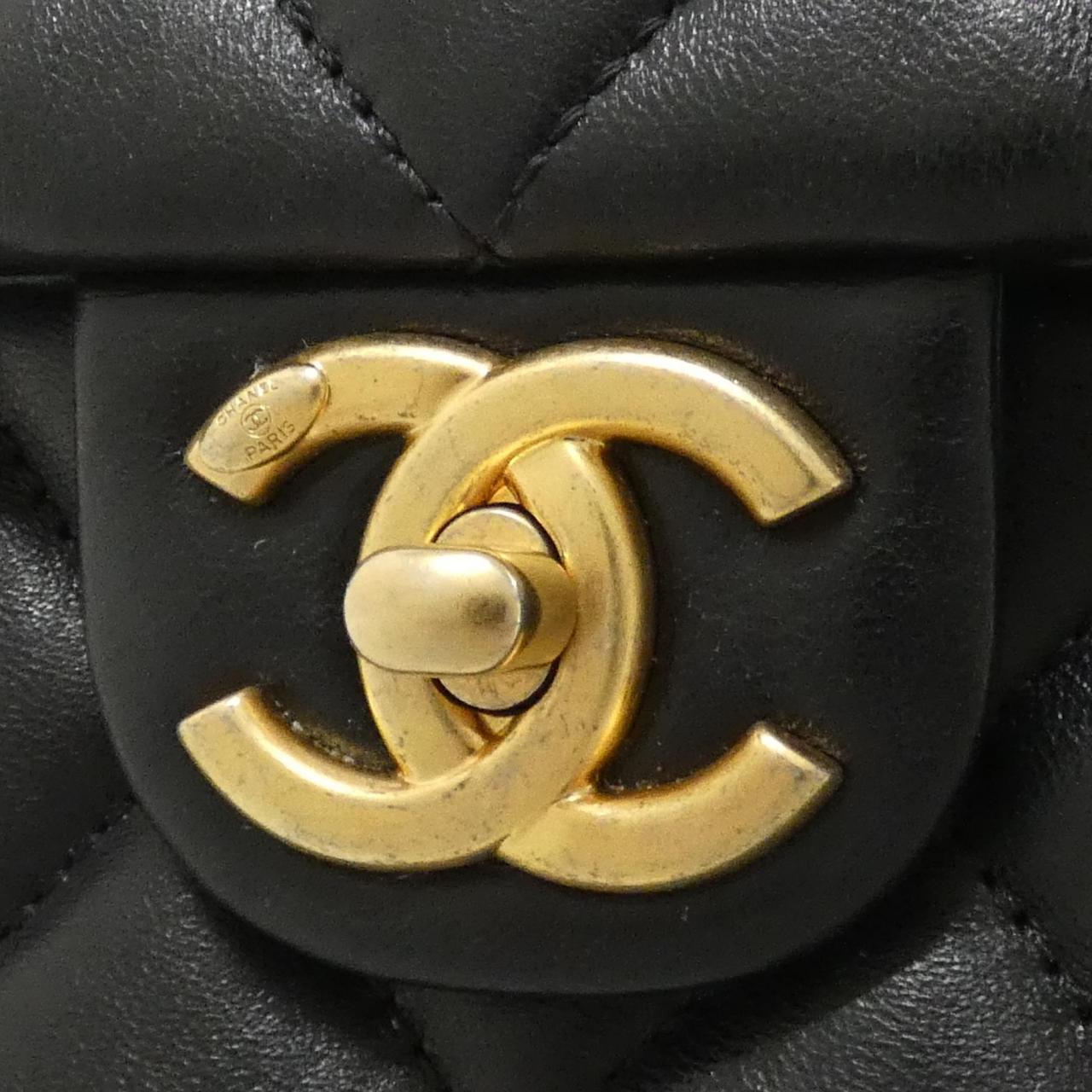 Chanel AS4384 Lambskin Faux Pearl Shoulder Bag