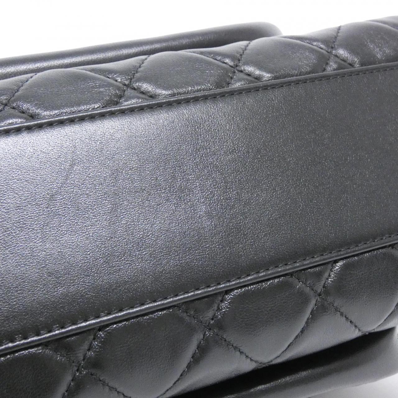 Chanel AS5156 Lambskin Shoulder Bag