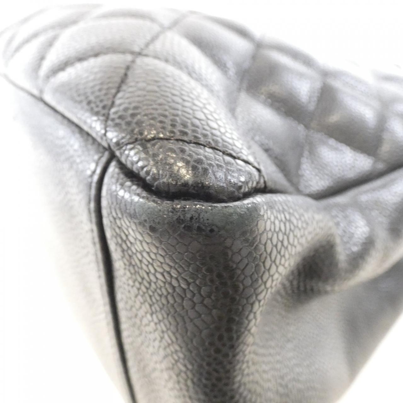 Chanel Caviar Skin Shoulder Bag