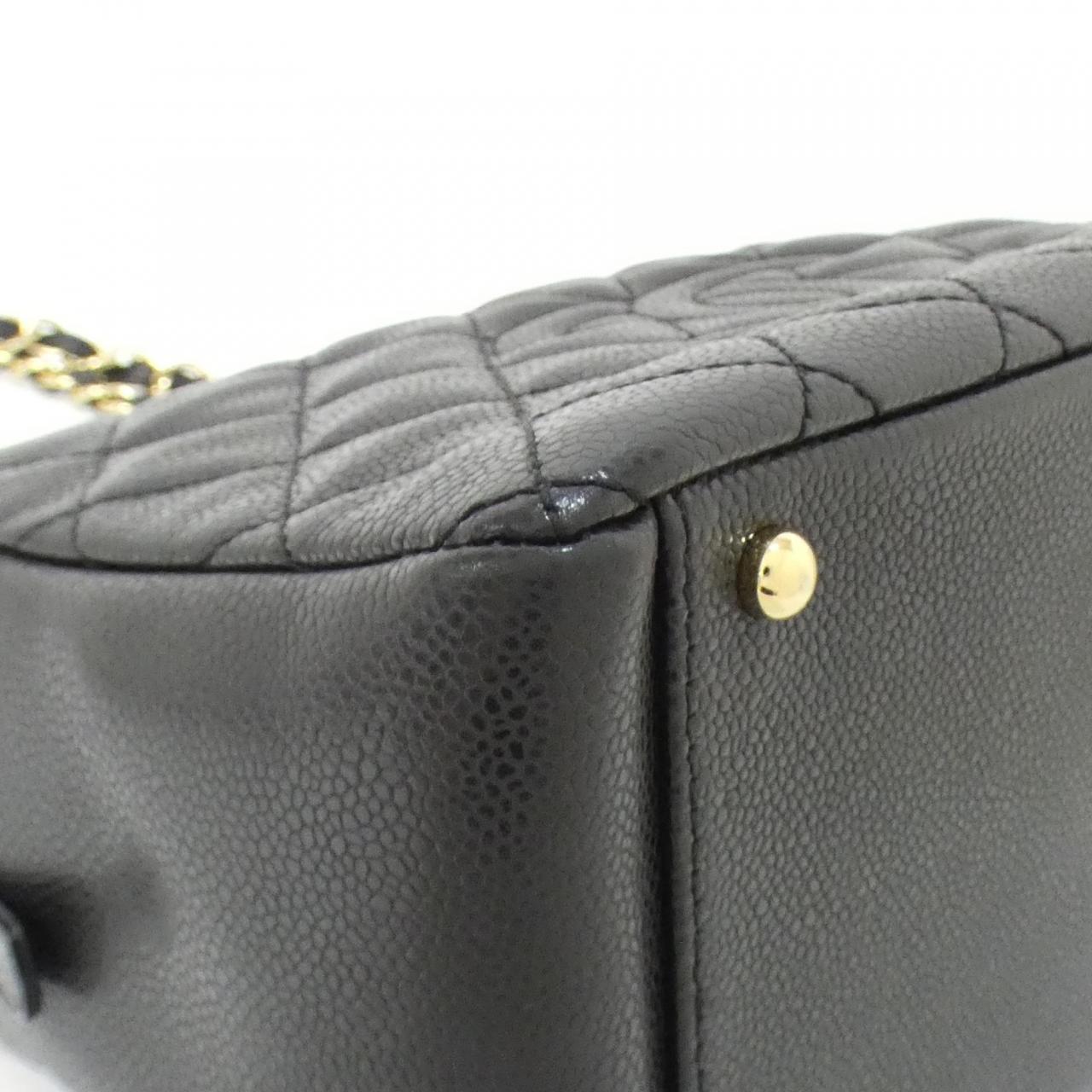 Chanel Caviar Skin Shoulder Bag