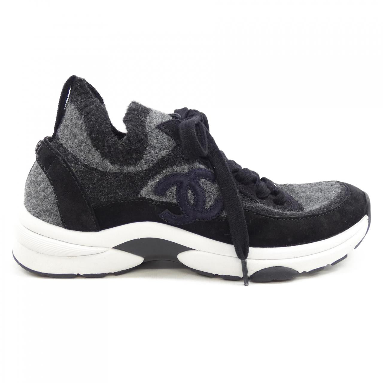 Chanel G38800Y55745 Fabric Suede Calfskin Sneakers