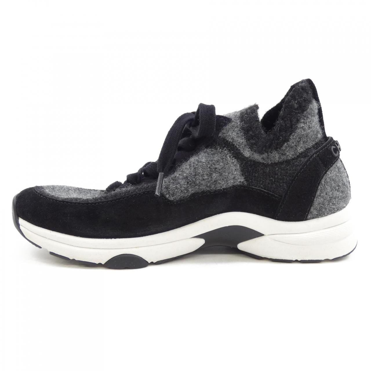 Chanel G38800Y55745 Fabric Suede Calfskin Sneakers