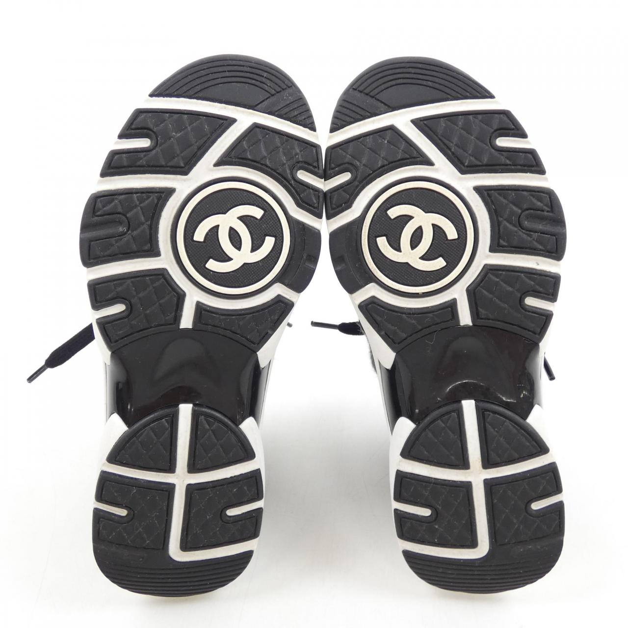 Chanel G38800Y55745 Fabric Suede Calfskin Sneakers