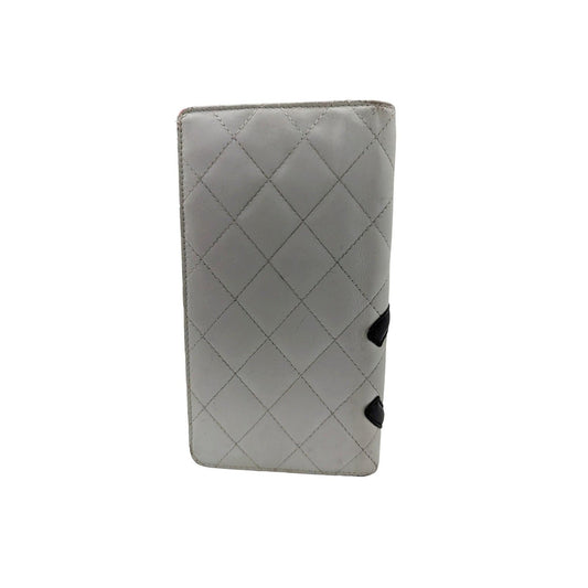 Chanel bag Vintage Ligne Cambon Yen Continental Wallet