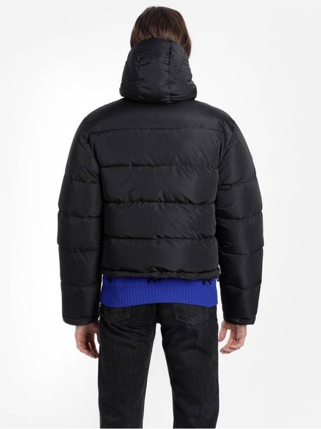 Luxury Balenciaga  Quilt Short Padding Black