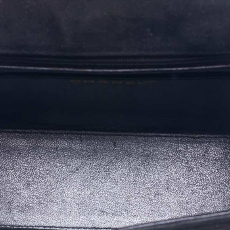 Chanel Round Flap Turnlock Chain Shoulder Swede Black  Shoulder Bag  Shoulder Bag Ladies Shoulder Bag Hybrid 【 Ship】【SS】 Wicked Mountain Bookstore Online