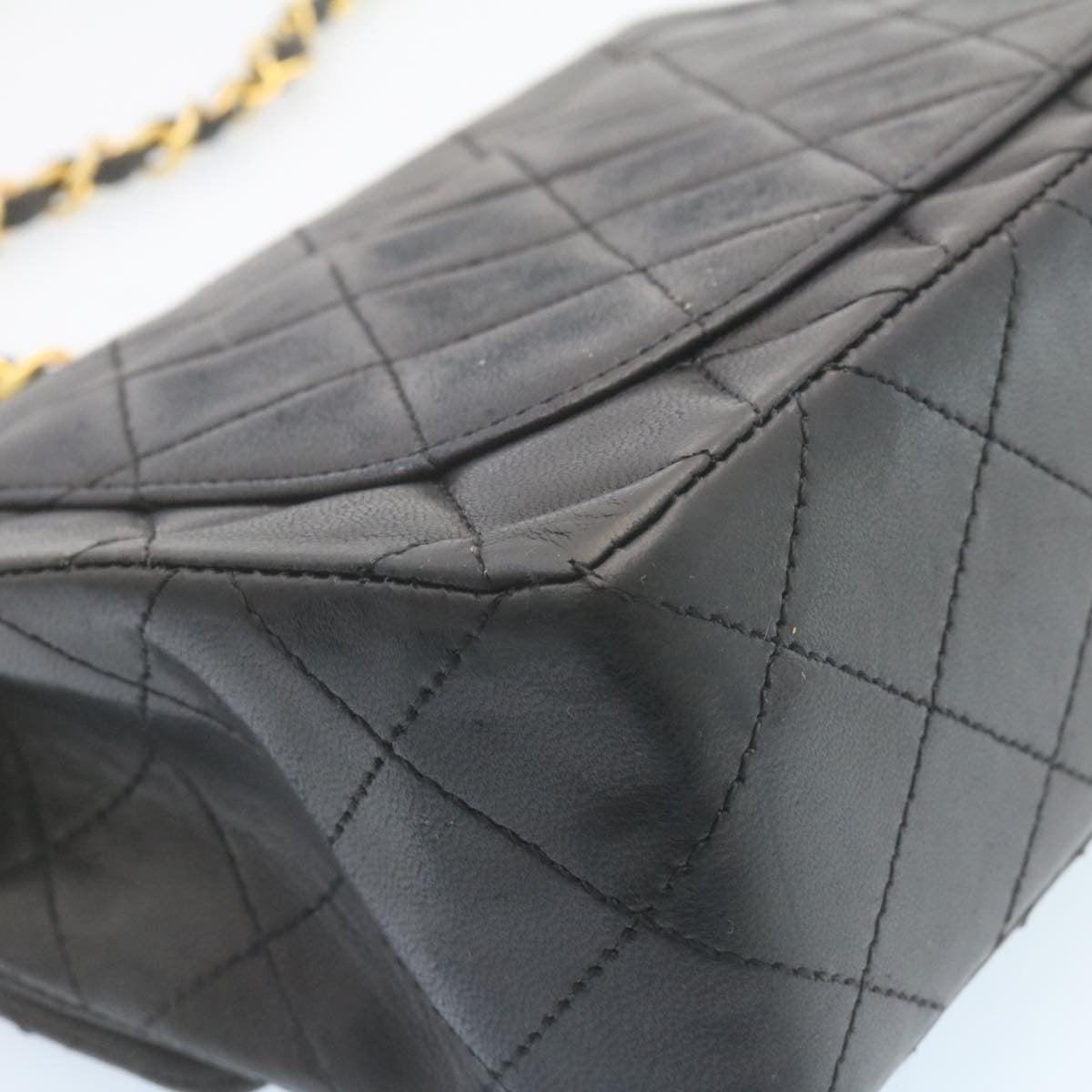 Top Quality Chanel Mini Matelasse Chain New Shoulder Bag Lamb Skin Black Gold Auth 28471A