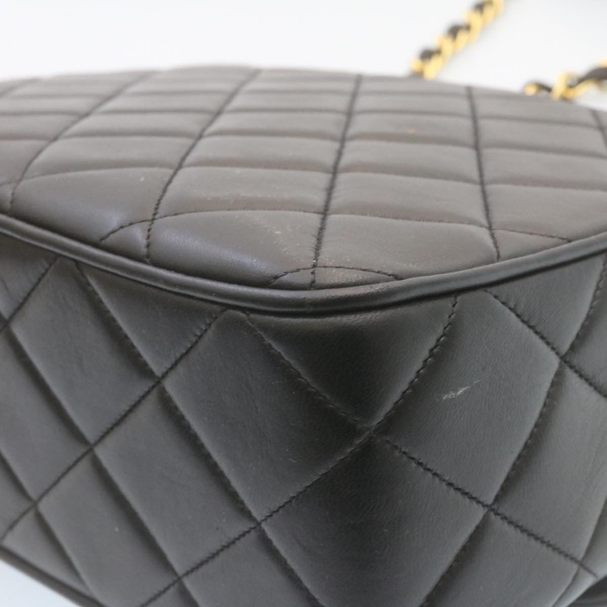 Top Quality Chanel Matelasse Chain New Shoulder Bag Lamb Skin Black Gold CC Auth 28632A