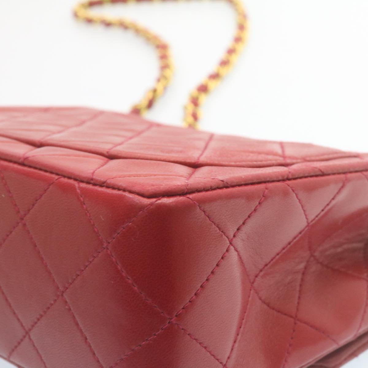Top Quality Chanel Matelasse Chain New Shoulder Bag Lamb Skin Turn Lock Red CC Auth 28661A