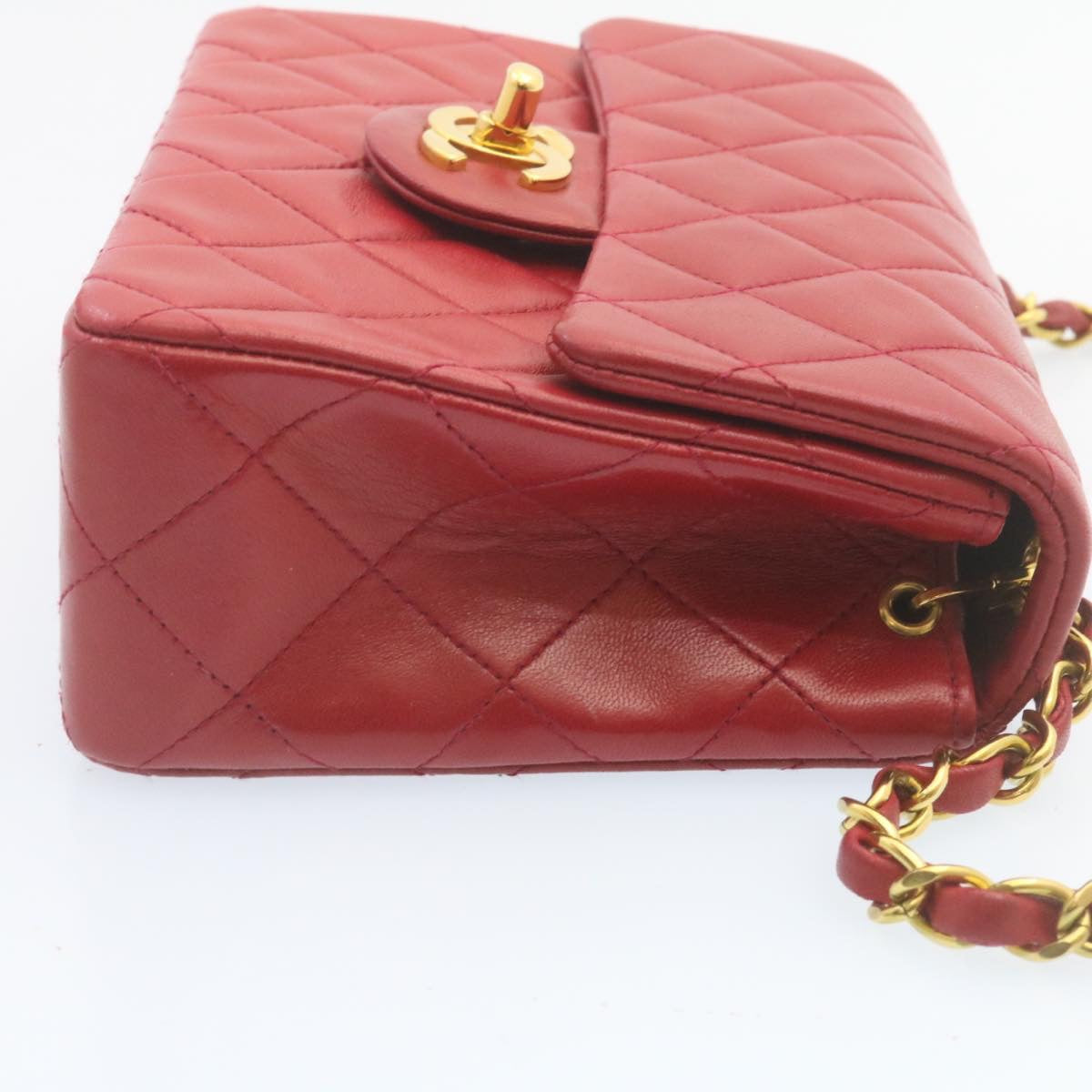 Top Quality Chanel Matelasse Chain New Shoulder Bag Lamb Skin Turn Lock Red CC Auth 28661A