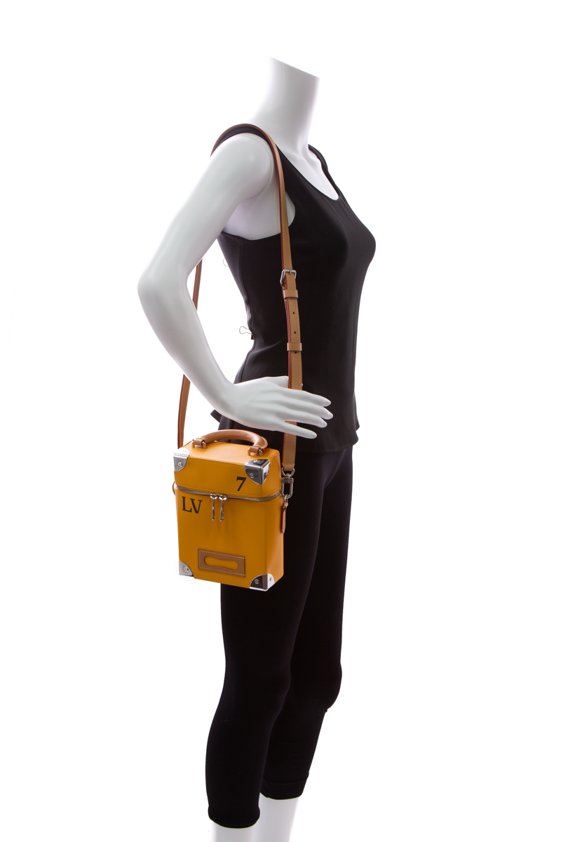 Vertical Box Trunk Bag